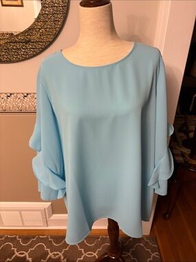New with tags Alfani turquoise blue top wside ruffle sleeves  nice fabric XL